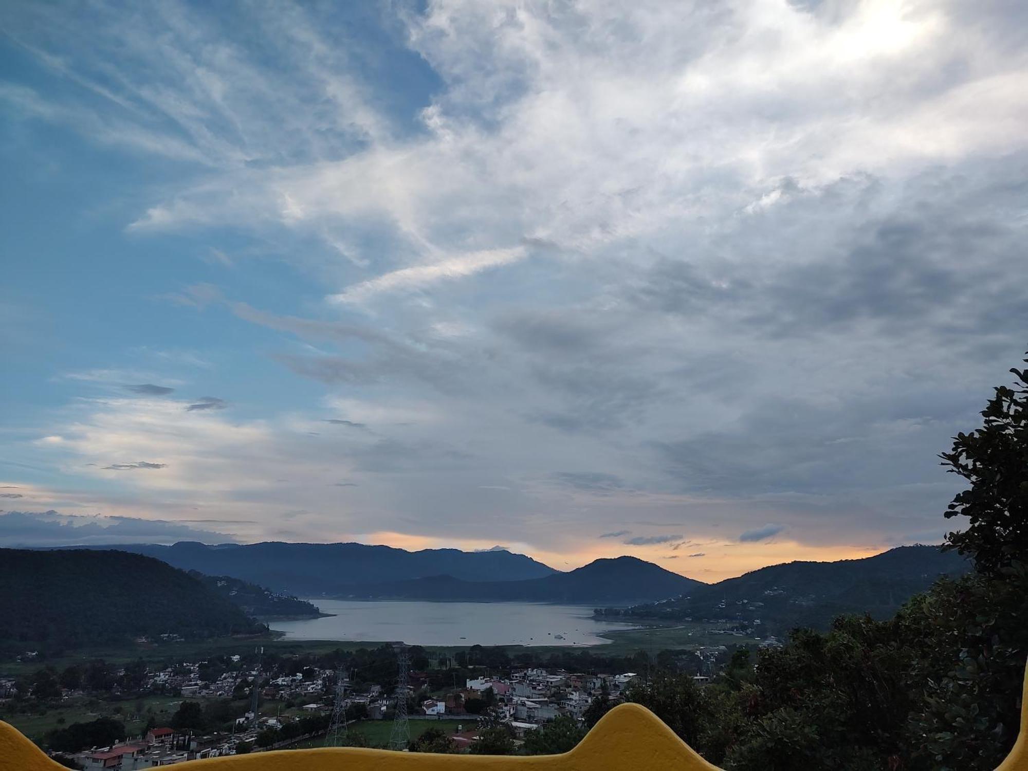 El Encinal De Las Flores Valle de Bravo Buitenkant foto